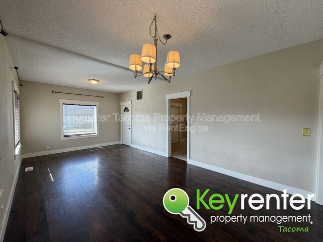 Photo - 2601 S 53rd St