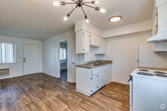 Interior Photo - Desert Palms Rental