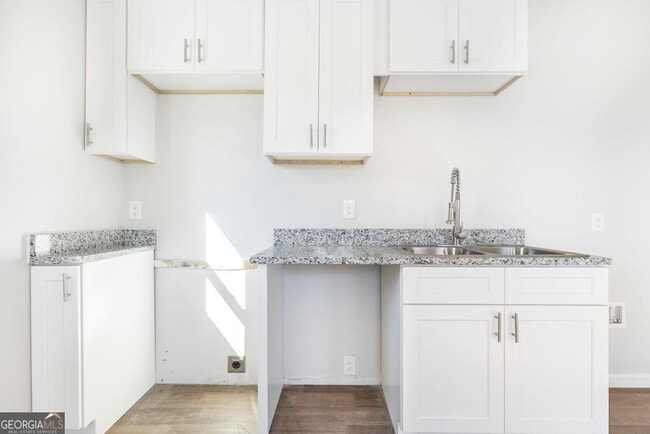 Photo - 1635 2nd St