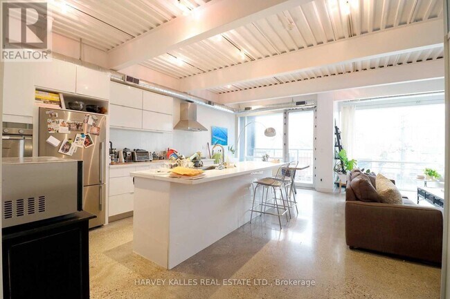 Photo - 214 Bathurst St Unit PH3A