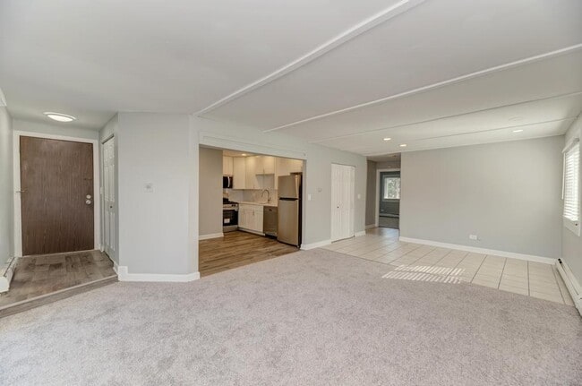 Photo - 2440 Waterbury Dr