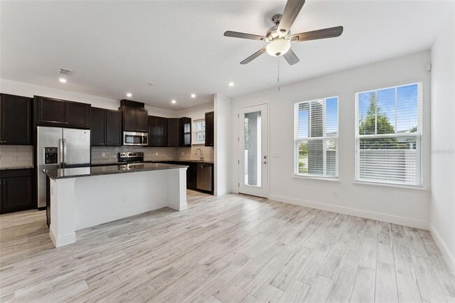 Photo - 13468 Stoddart Ave
