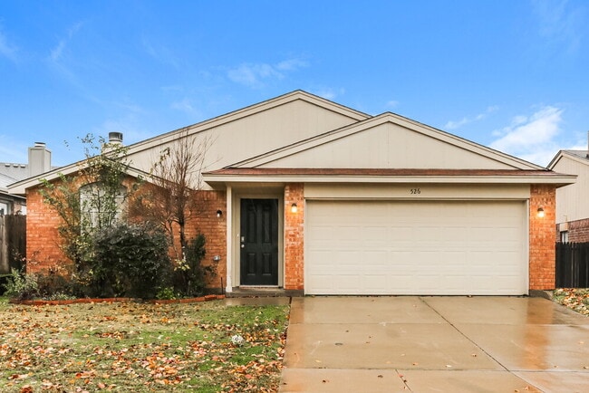 Building Photo - 526 Berryhill Dr