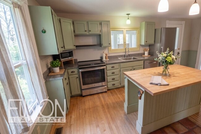 Photo - Charming 1850s Farmhouse with Modern Upgrades in Shelburne