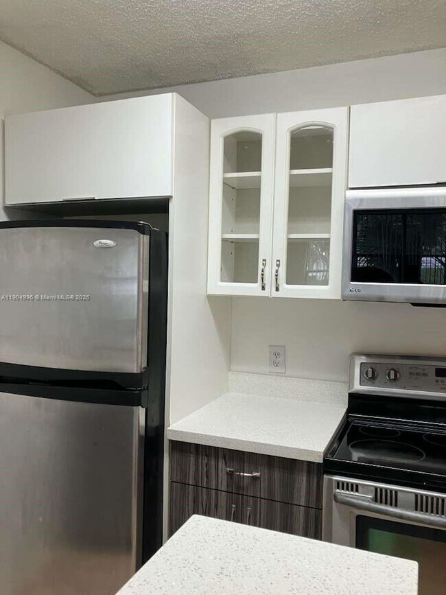 Photo - 4581 W McNab Rd Unidad 14