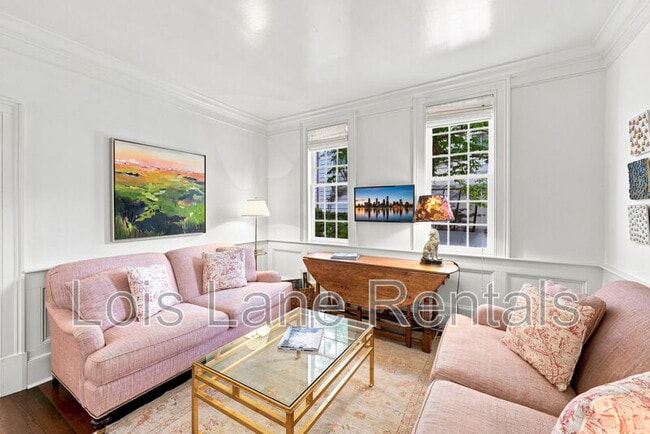 Photo - 97 King St