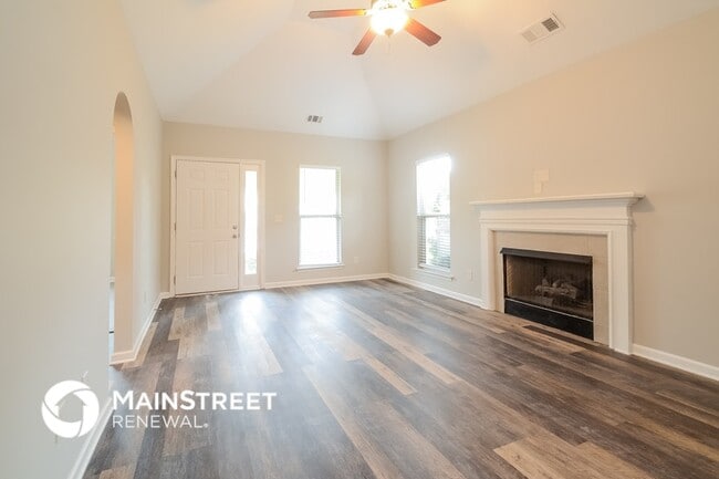 Photo - 568 Fox Run Cir