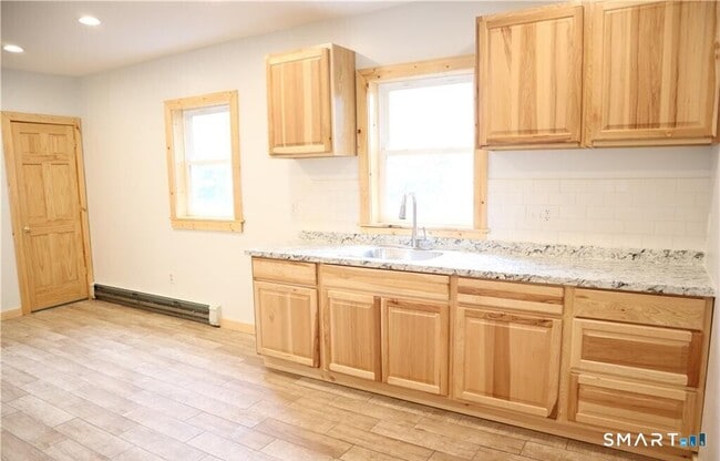 81 Pratt St Unit 1