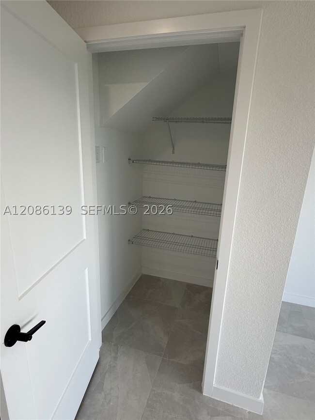 1416 NW 6th Ave