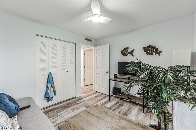 Photo - 8081 S Woods Cir Unidad 10