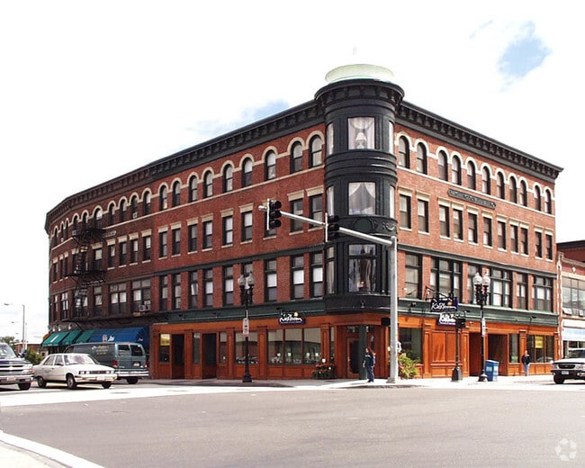 Photo - Washington Building Apartments