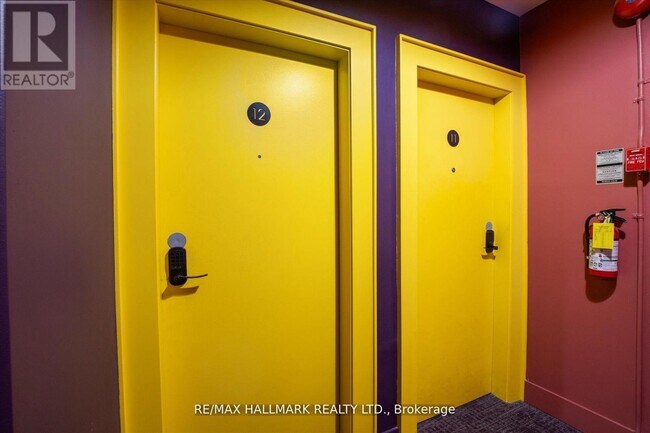 Photo - 595 St Clair Ave W Unit 12