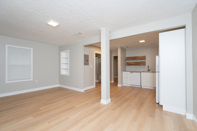 Photo - 2527 Porter Ave Unit 2