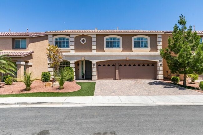 Building Photo - Bright & Spacious 5-Bedroom Home with 3-Car Garage in 89141