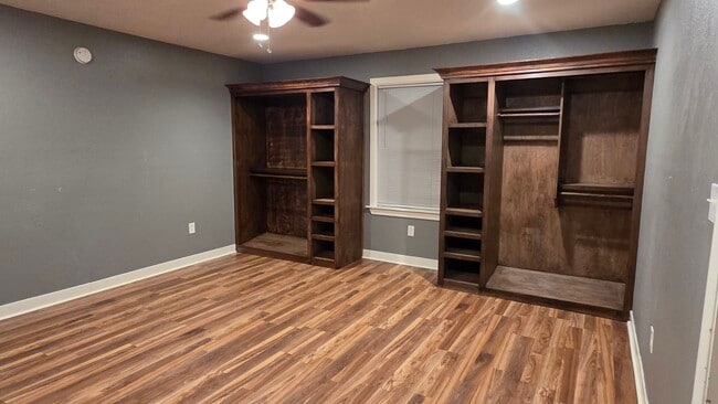 Photo - 6316 Victoria St