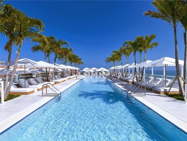 Photo - 2301 COLLINS Ave