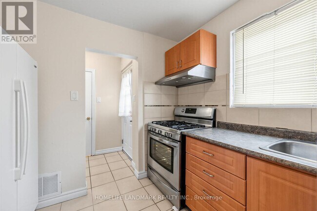 Photo - 67 Godstone Rd
