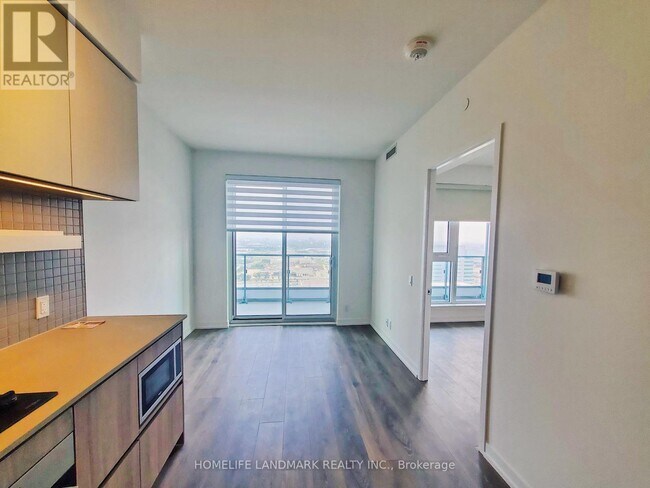 Photo - 950 Portage Pkwy Unit 2907
