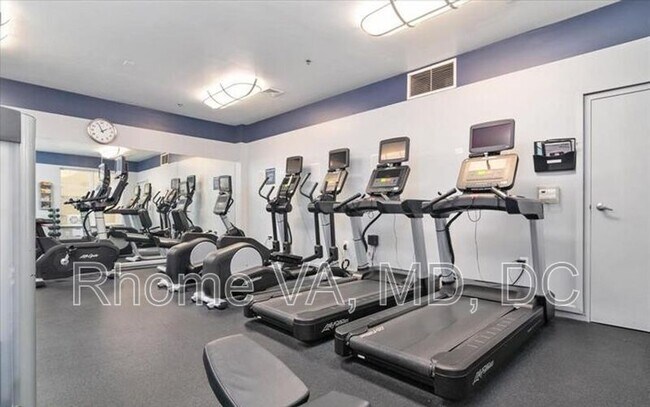 1201 East-West Hwy Unidad 203