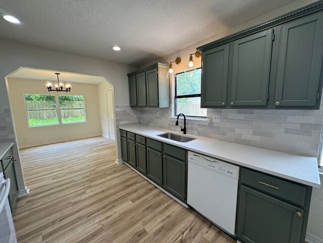 108 Easy St