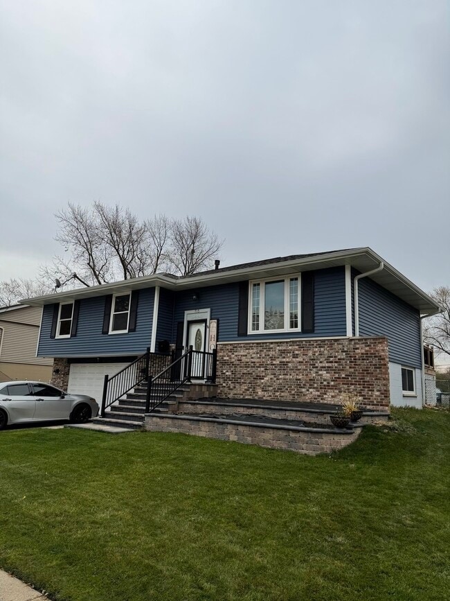 Photo - 715 Lacy Ave