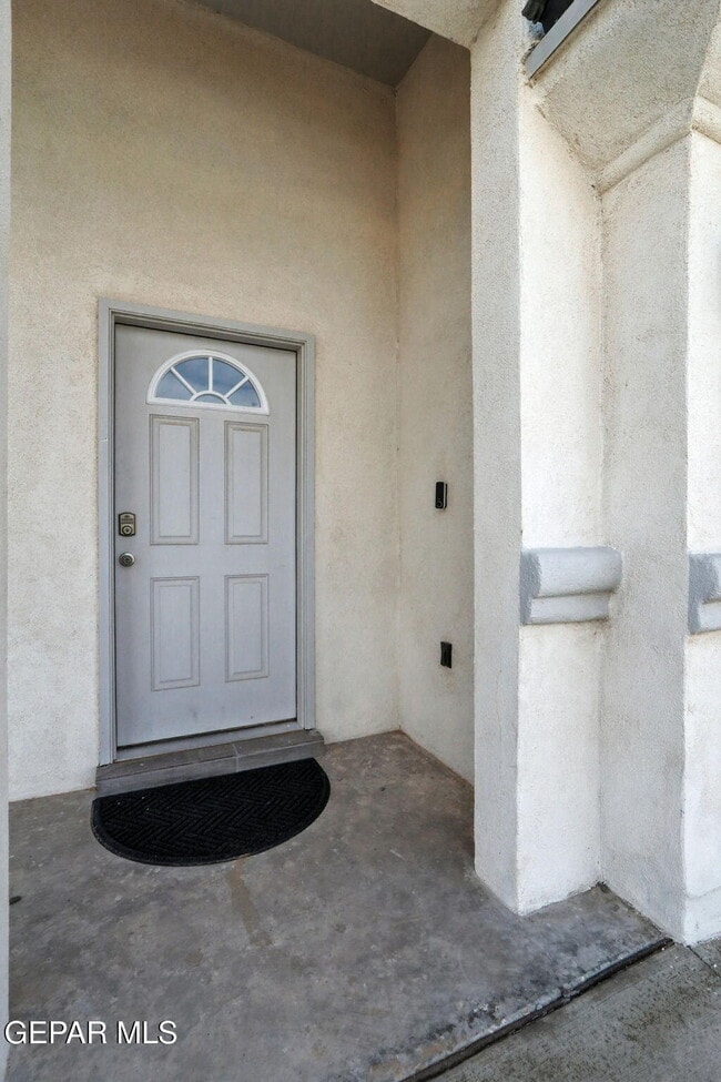 Photo - 837 Paseo Drusy Pl