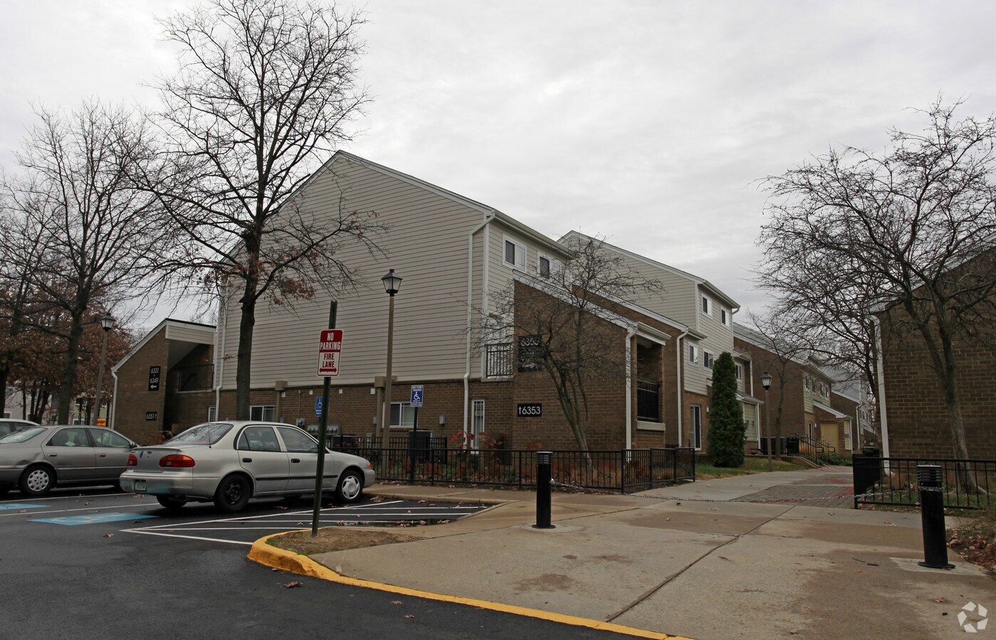Photo - Strawbridge Square Apartments