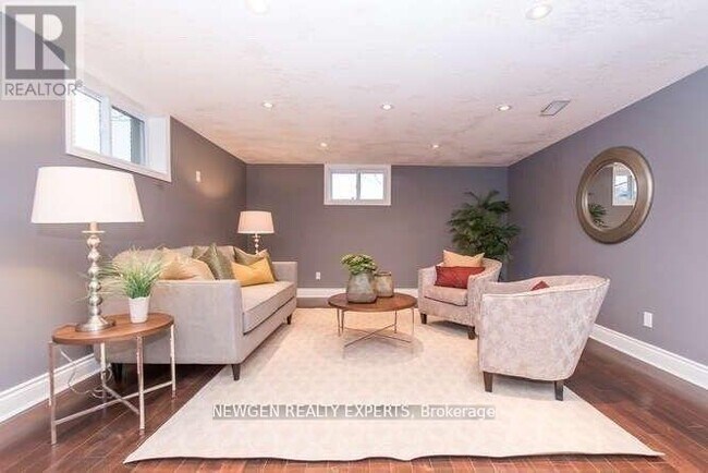 Photo - 512 Bloor St E
