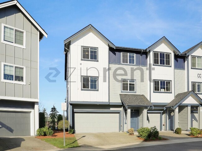 Building Photo - 1621 Seattle Hill Rd