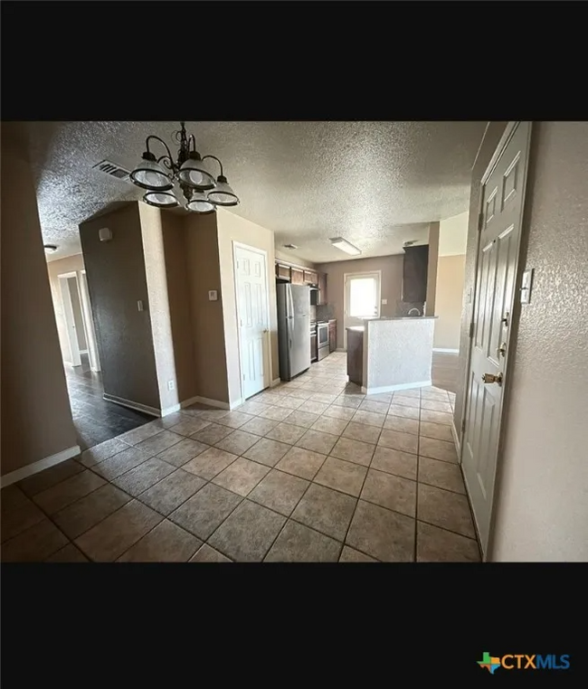 Photo - 3600 Dustin Ct Apartamento Unidad A