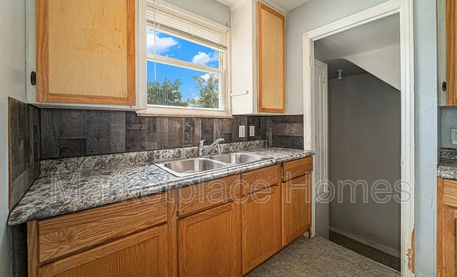 Photo - 9555 Montrose St House