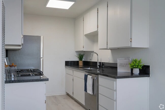 Photo - 109-121 Lincoln Way Unit 109-D