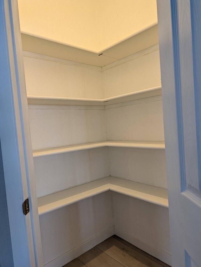 kitchen pantry - 1020 Headingly Ave NW