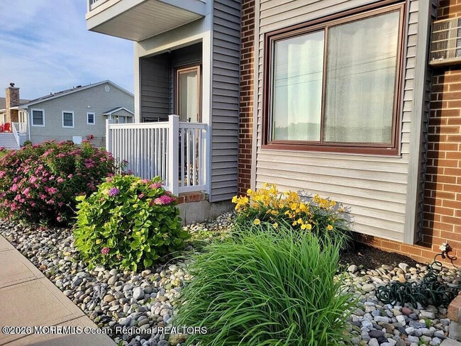 Photo - 1382 Ocean Ave Unit 9A