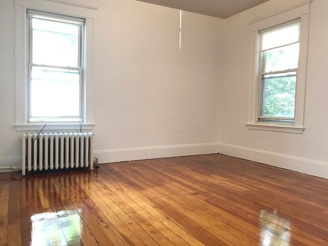 Photo - 268 Willow Ave Unit 7-bed