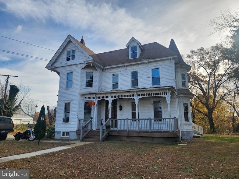 Photo - 1800 Kings Hwy