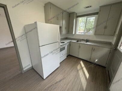 Photo - 216 Summit St