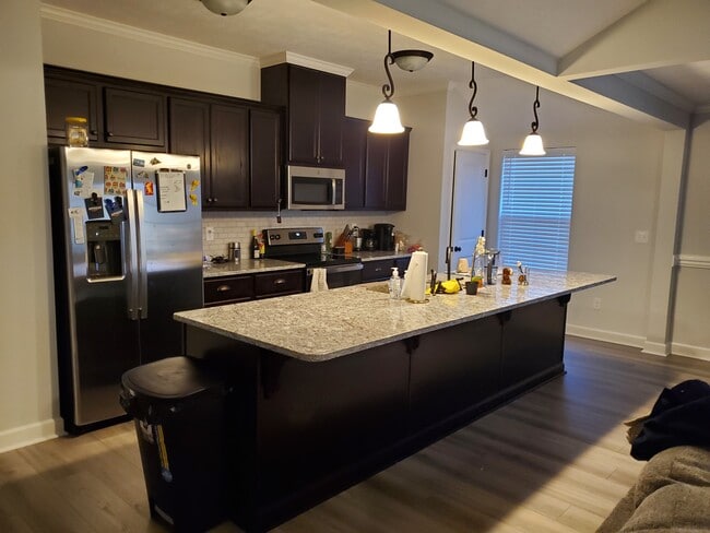 Photo - 529 Jensen Ln