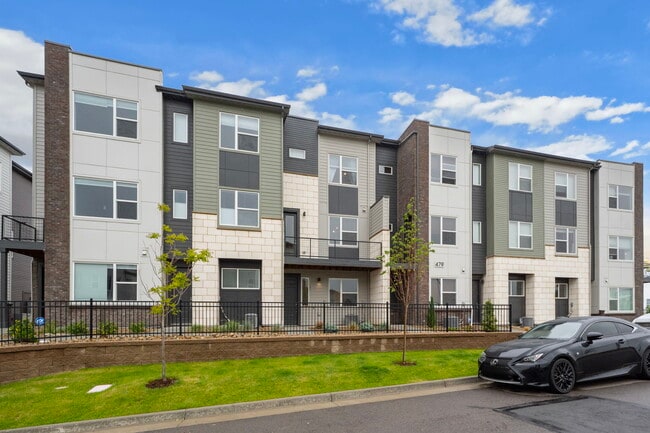 Photo - 479 Interlocken Blvd