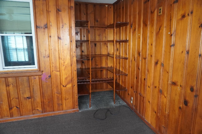 Photo - 3033 Hamilton Ave Unit 1R