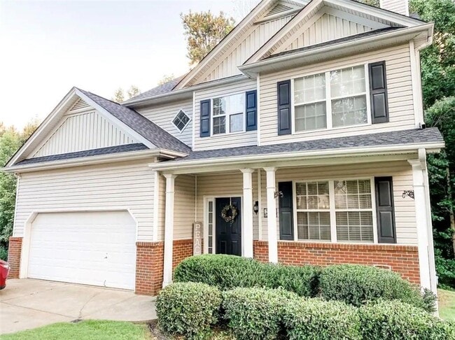 Photo - 305 Penfield Cir House