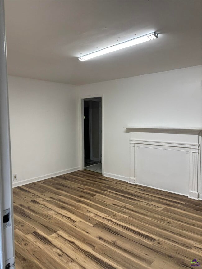 Photo - 122 Tinker Blvd