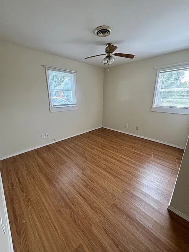 Photo - 1324 Fairlawn Dr