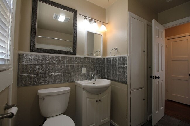 Photo - 2317 32nd St Casa