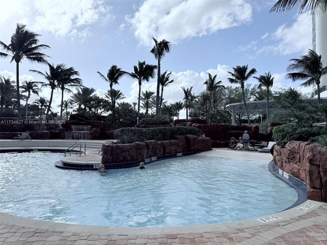 Photo - 18201 Collins Ave