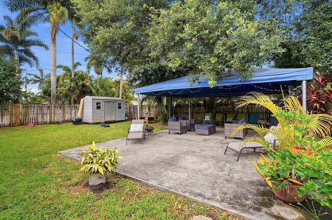 Photo - North 31st Avenue, Hollywood, FL 33021 - 3 BR 2 BA house