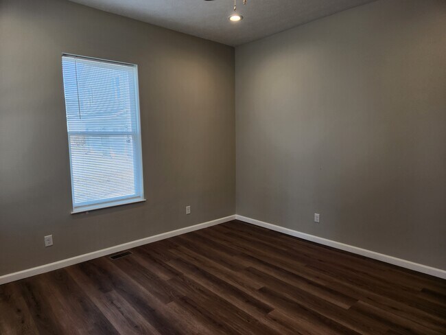 Photo - 424 S Lambert St