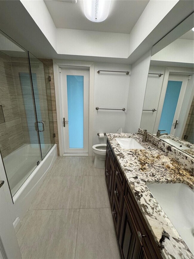 Photo - 5921 SW 17th Ct