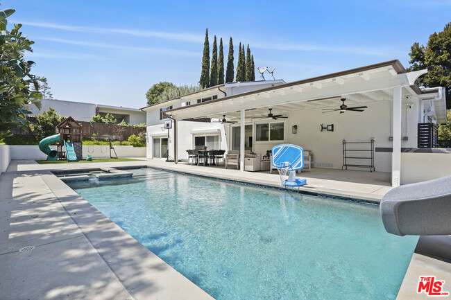 Photo - 16544 Park Ln Dr House