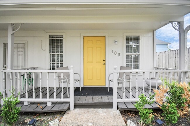 Photo - 109 Amundsen St